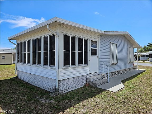 2nd image of 5558 Palm Beach Blvd Lot 428
