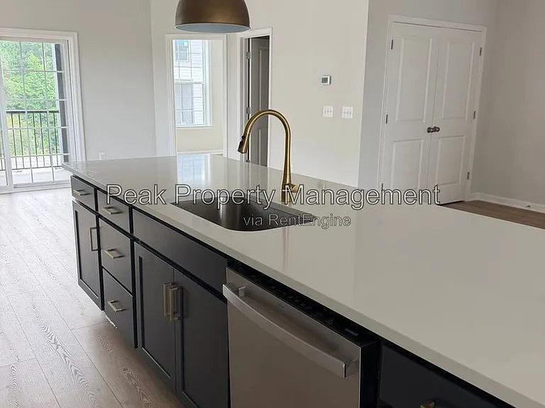 227 Brattice Dr — Photo 12