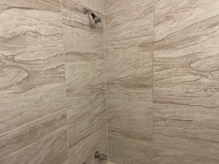 2035 N Cambridge Ave #1 — Photo 5