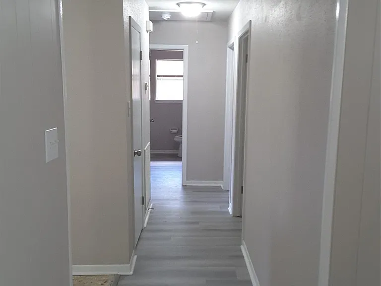 18521 Railroad Ave — Photo 15