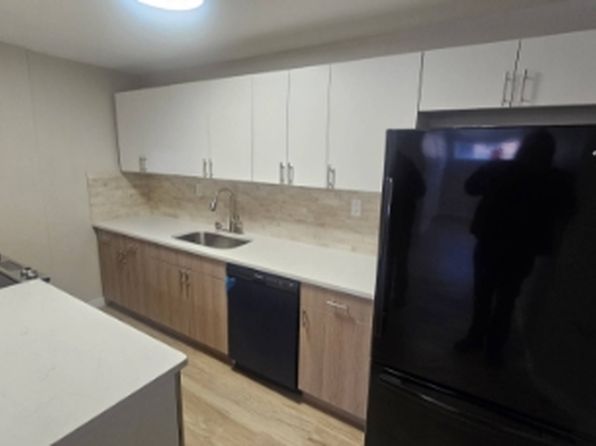 344 Congress St #1