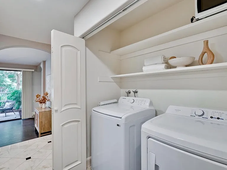 928 Wright Ave #401 — Photo 17