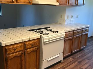 737 Tammy Ln, Lemoore, CA 93245