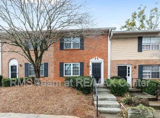 416 Northdale Ct, Lawrenceville, GA 30046