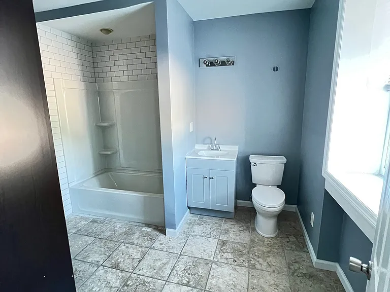 Bedroom 4 Bathroom