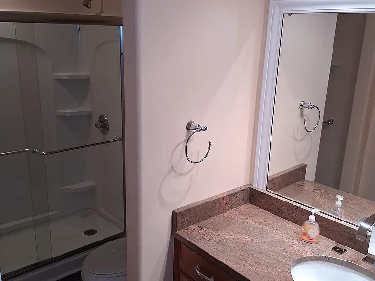 12368 Lakeshore Dr — Photo 16