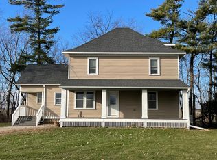 2116 150th St W, Faribault, MN 55021