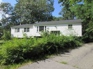 116 Mallego Rd, Barrington, NH 03825