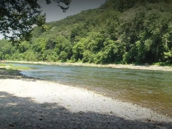5804 Page Valley Rd, Luray, VA 22835