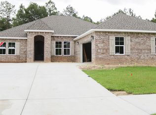 13454 Forest Ridge Dr, Gulfport, MS 39503