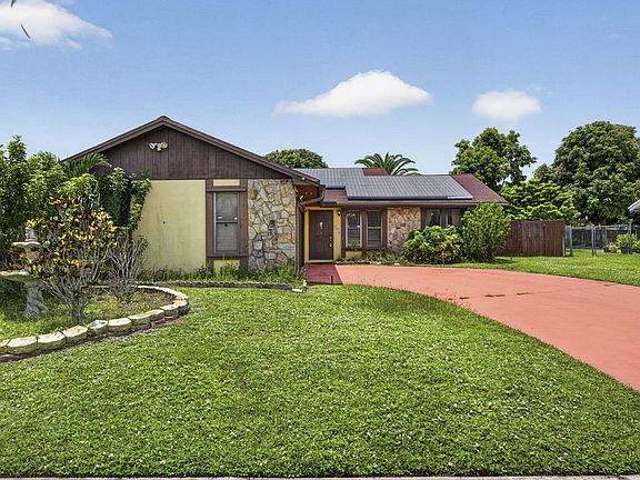 3rd image of 254 LA MANCHA Avenue