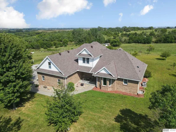 561 S 26th Rd, Syracuse, NE 68446