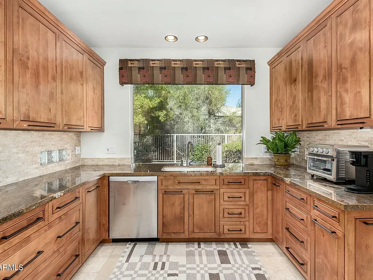 6584 E Shooting Star Way — Photo 10