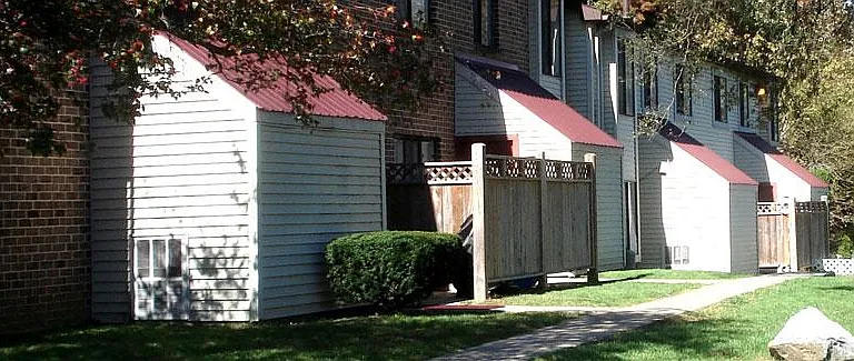 Pennswood Apartments and Townhomes — Photo 4