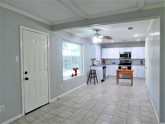 5th image of 12806 Lake Conroe Hills Dr