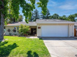 10192 Carmel Valley Way, Elk Grove, CA 95624