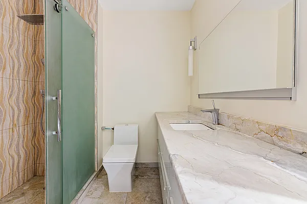 Rented by Compass | media 14