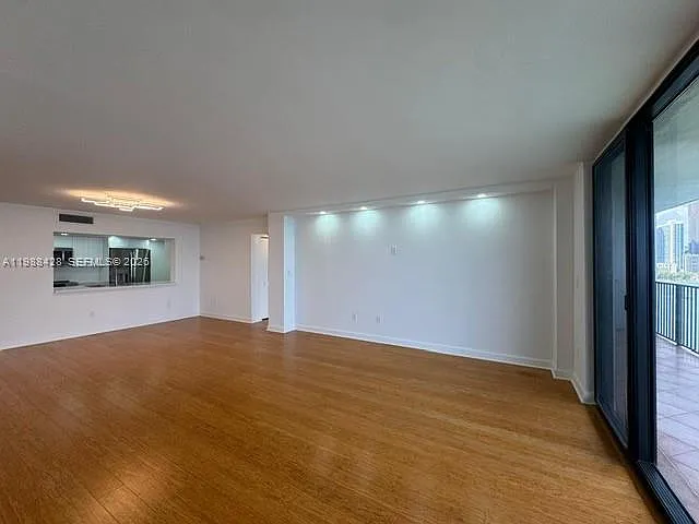 801 N Venetian Dr #1103 — Photo 9