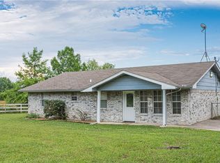 709 Windy Hl, Celeste, TX 75423