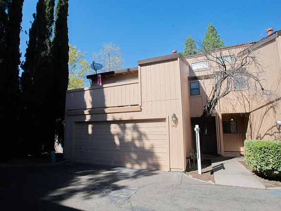 2nd image of 1401 Hood Rd