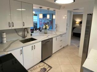 5301 NW 2nd Ave #PENTHOUSE G, Boca Raton, FL 33487
