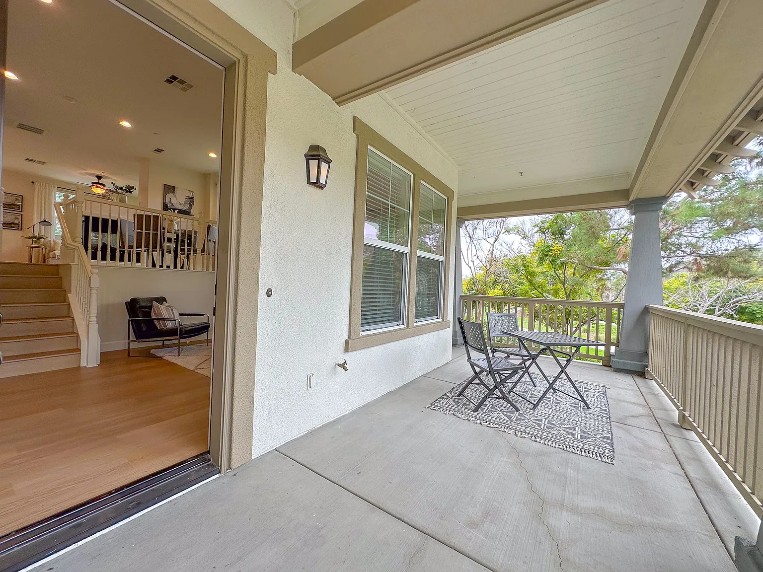 3 bed, 1700 sqft, $4,450 — Photo 2
