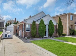 151-66 24th Rd, Whitestone, NY 11357