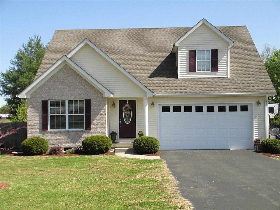 1st image of 210 Evergreen Ct