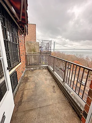 Rented by Brooklyn Property Group LLC | media 21