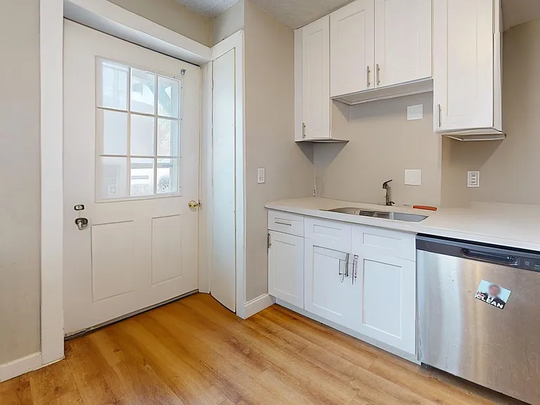 7 Winship St #1 — Photo 8
