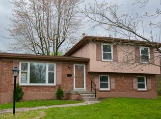 8002 Perchwood Ct, Louisville, KY 40291