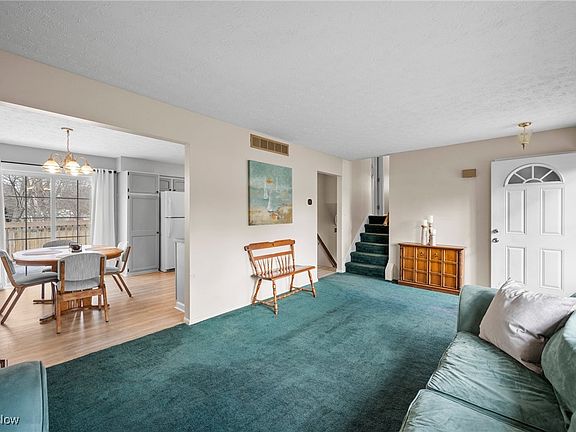 3rd image of 926 Gaynelle Ave