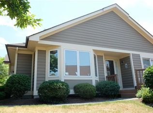 371 Spinnaker Ln, Webster, NY 14580