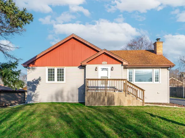 7813 Cronin Ave, Justice, IL 60458