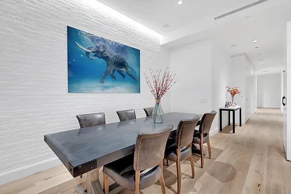 Sold by Cooper & Cooper Real Estate | media 3