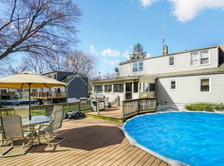 23 Edgewood Rd, Cortlandt Manor, NY 10567