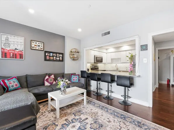 100 Shearwater Ct E #Jc, Jersey City, NJ 07305