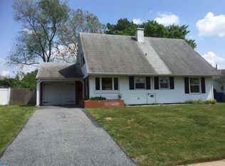 48 Beechfern Ln, Willingboro, NJ 08046