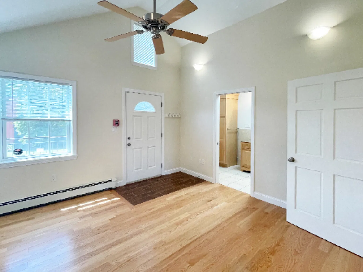 1 bed, 535 sqft, $2,995 — Photo 3