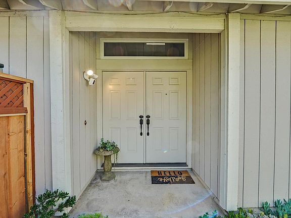 5th image of 2360 Bayo Claros Cir