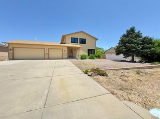 476 S Hahns Peak Ave, Pueblo West, CO 81007