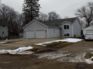 215 S Locust St, Wayland, MI 49348