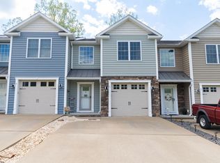 6 Fairway Dr, Mount Clare, WV