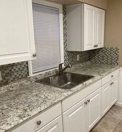 2nd image of 226 Jericho Tpke #2