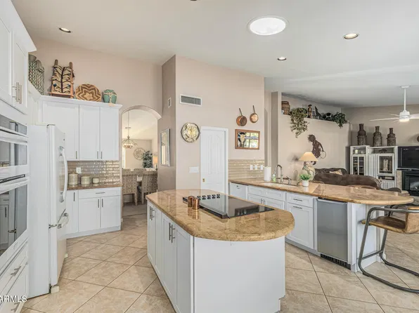 11018 E TWILIGHT Court, Sun Lakes, AZ 85248