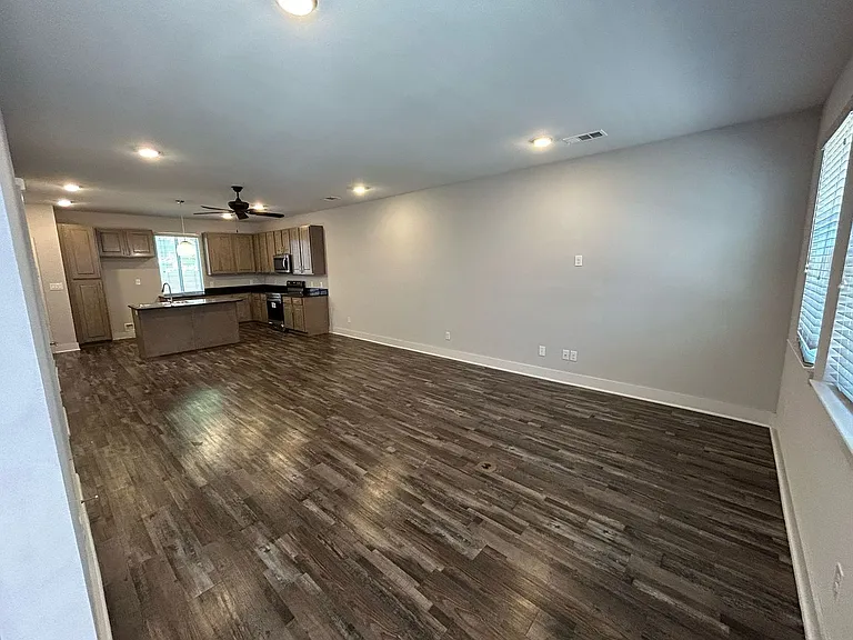 212 Stellariga Pl — Photo 22