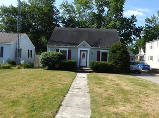 710 E Prairie Ronde St, Dowagiac, MI 49047