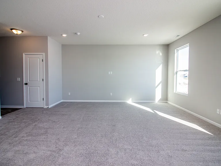 1003 W Hamilton Rd N — Photo 17