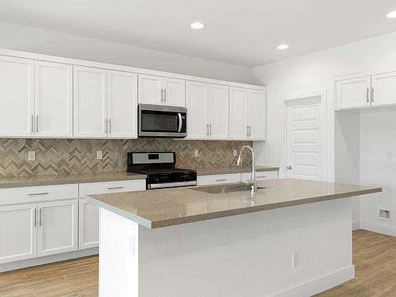 Homesite 210 Kitchen