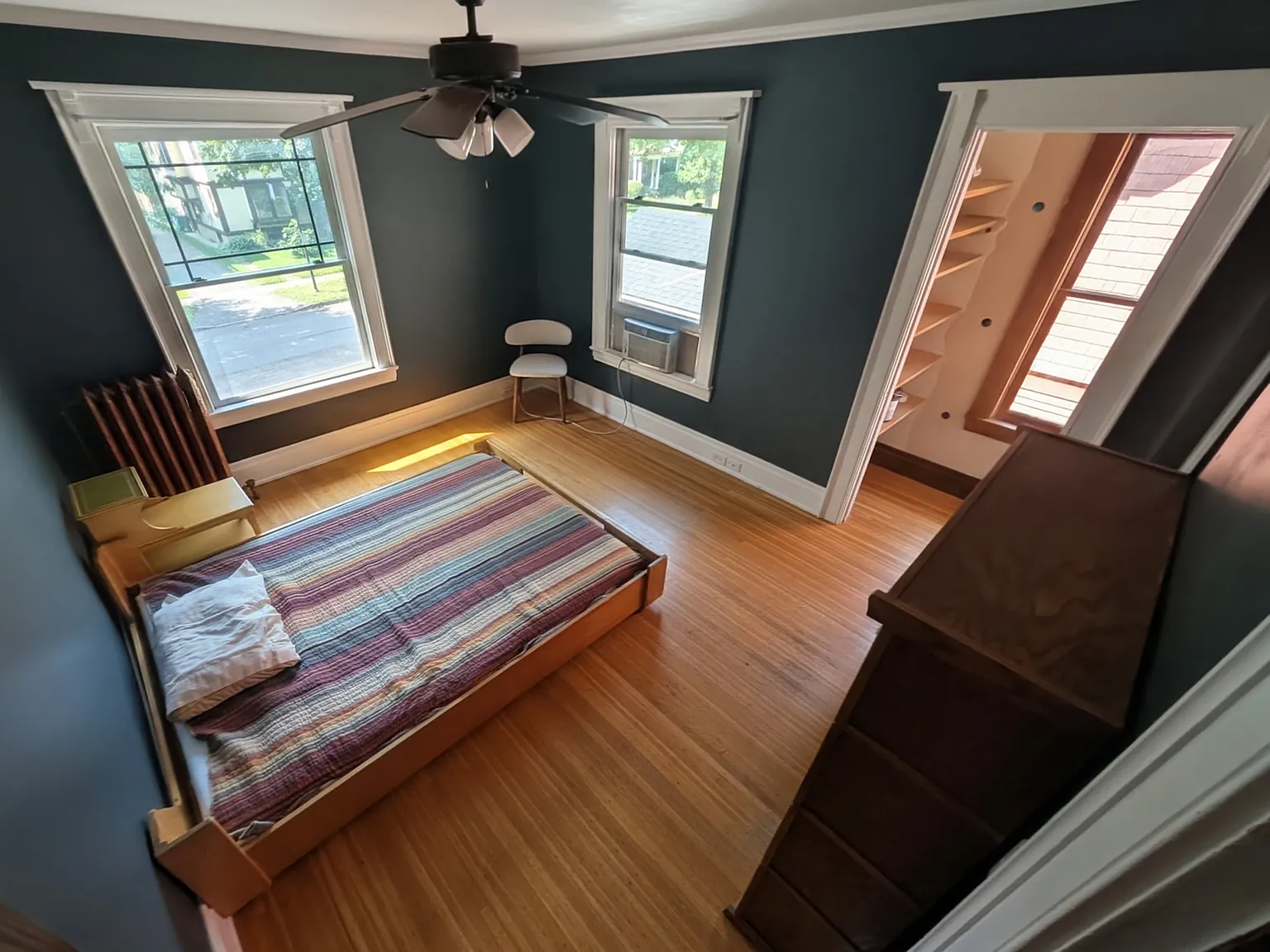 4 bed, 2301 sqft, $1,000 — Photo 1